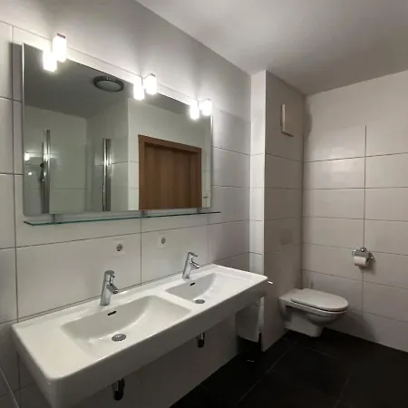 Апартаменты An Der Piste Капрун